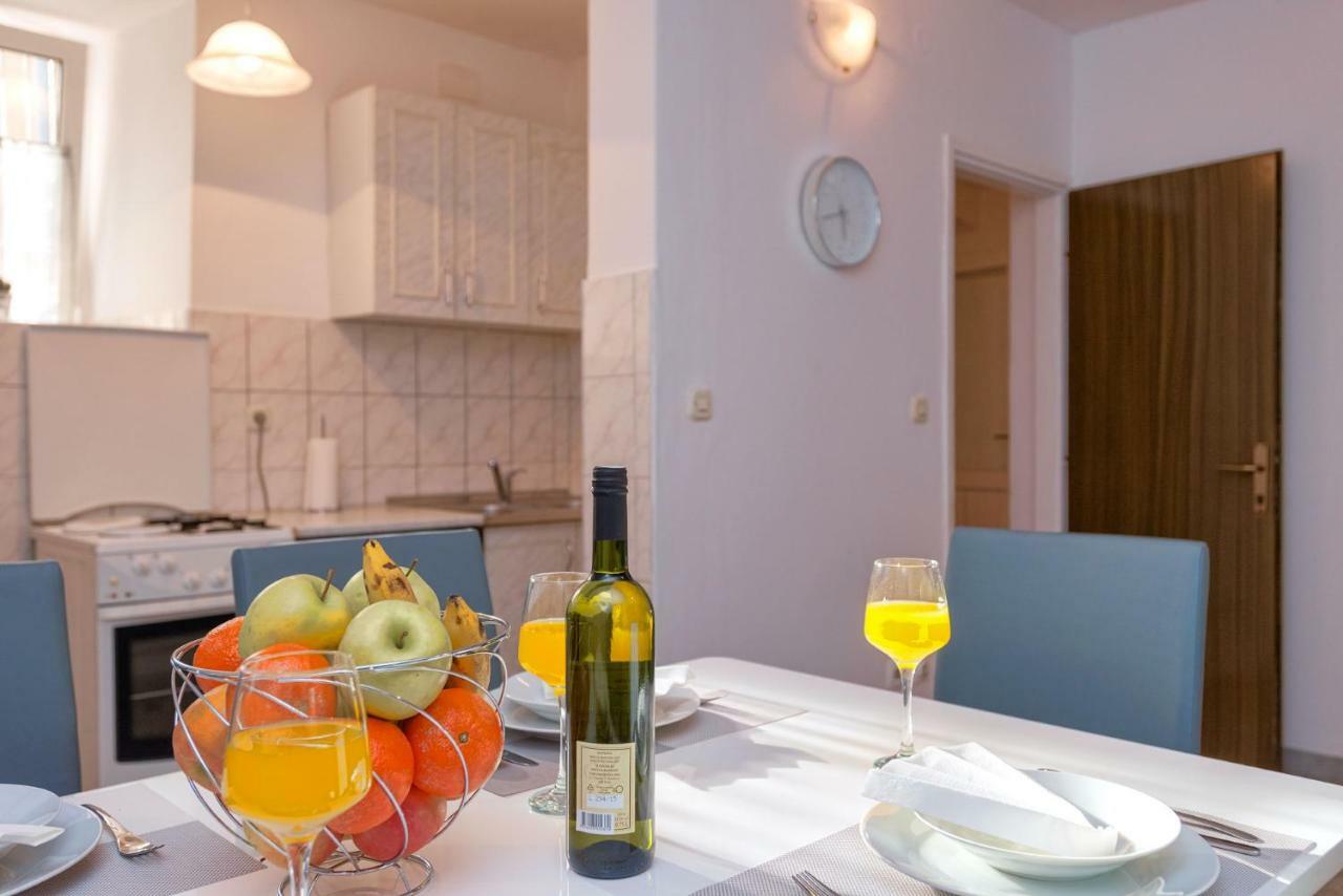 Apartment Mediteran Stari Grad  Dış mekan fotoğraf