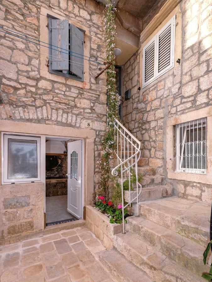 Apartment Mediteran Stari Grad  Dış mekan fotoğraf