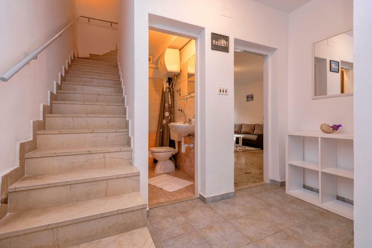 Apartment Mediteran Stari Grad  Dış mekan fotoğraf