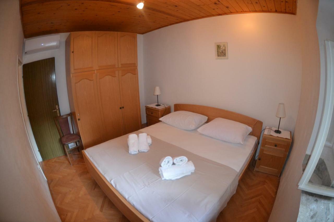 Apartment Mediteran Stari Grad  Dış mekan fotoğraf